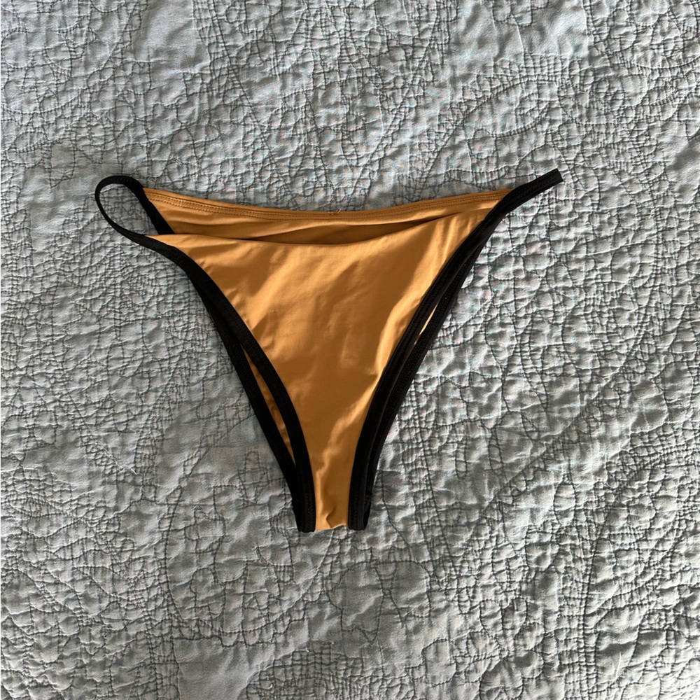 LSPACE Swimsuit Set - Picture 4 of 4
